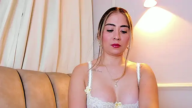 Lia_walton's cam snapshot