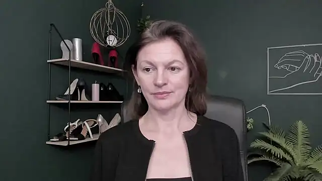 VivianWILD's cam snapshot