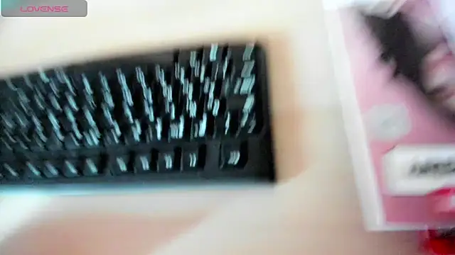 Kamila_Gold_8's cam snapshot