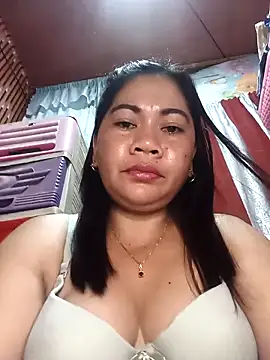 SweetChubbyMommy_02's cam snapshot