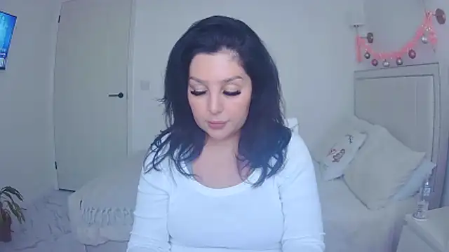 magical_mia's cam snapshot