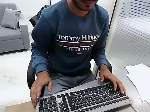 rahulkajuuu0909's cam snapshot