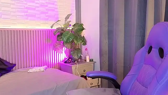 TiffanyWalk's cam snapshot