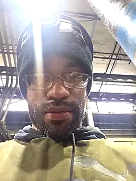 Justahungdad live sex cam