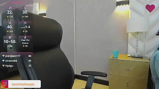 ChloeHarper_ live sex cam