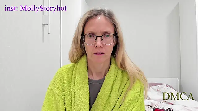 MollyStory live sex cam