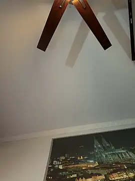 Hornyblond_Bella live sex cam