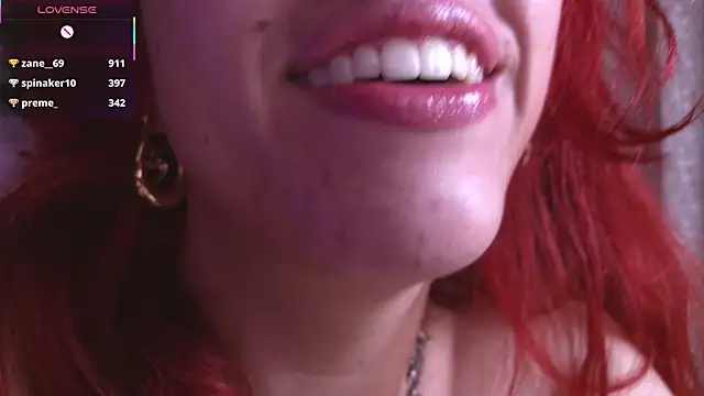 bri_von_dhara__'s cam snapshot