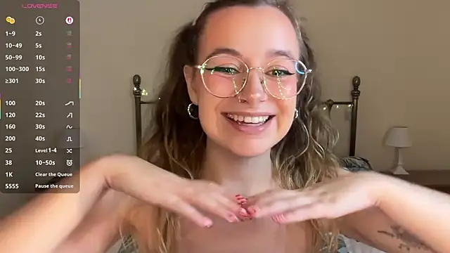 lolatheangel's cam snapshot