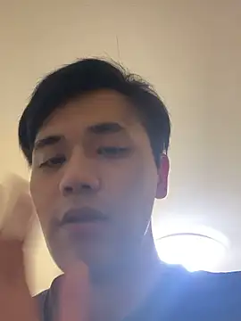 ryusei18570 live sex cam