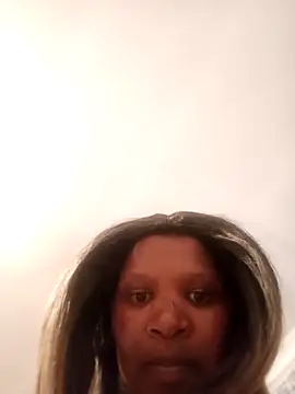 africanbodie's web cam