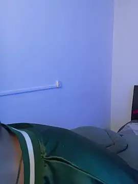 Goldenknight33's cam snapshot