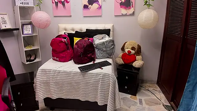 antonella_emma's cam snapshot