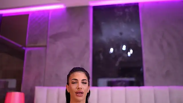 RaisaKali live sex cam