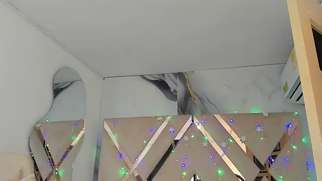 Ladymadinght's cam snapshot