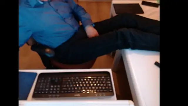 dutchpornking's cam snapshot