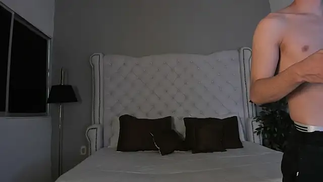 LiamMuller live sex cam