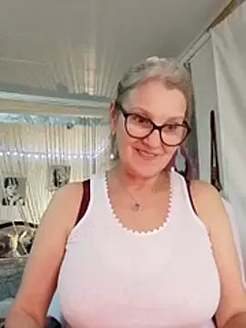 irinamaux live sex cam