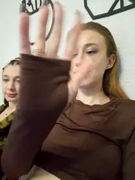 yourfavcouple_'s cam snapshot