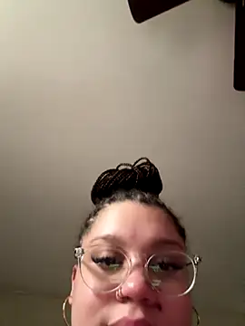 QueenNuttCollector's cam snapshot