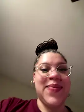 QueenNuttCollector live sex cam