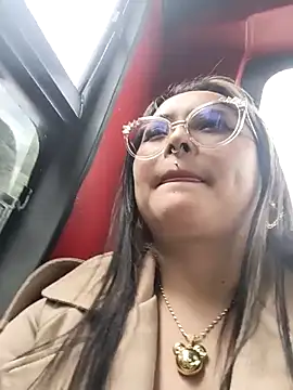 Ari_Vox's cam snapshot