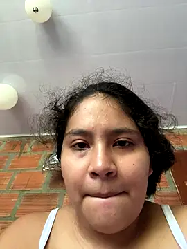 moncerrat_luna's cam snapshot