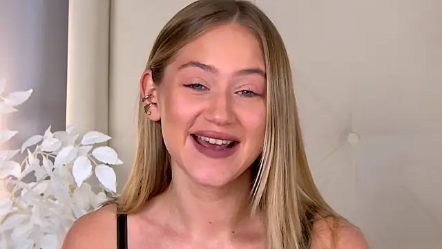 ur_wet_dreams live sex cam