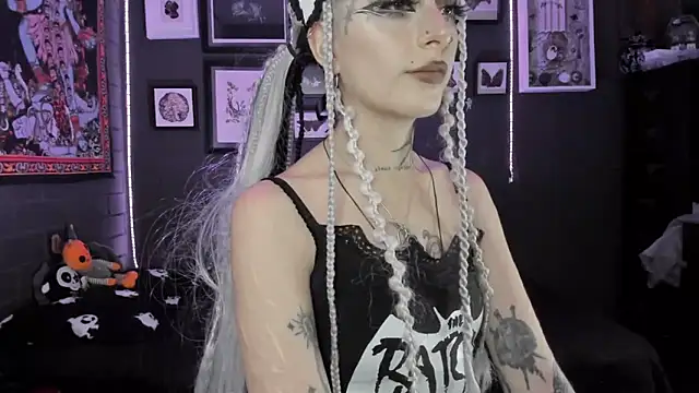 insania_9999_ live sex cam