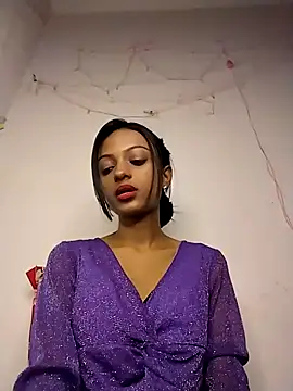 Your-Kitkat live sex cam