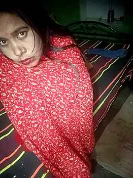 NEXIQRAN live sex cam