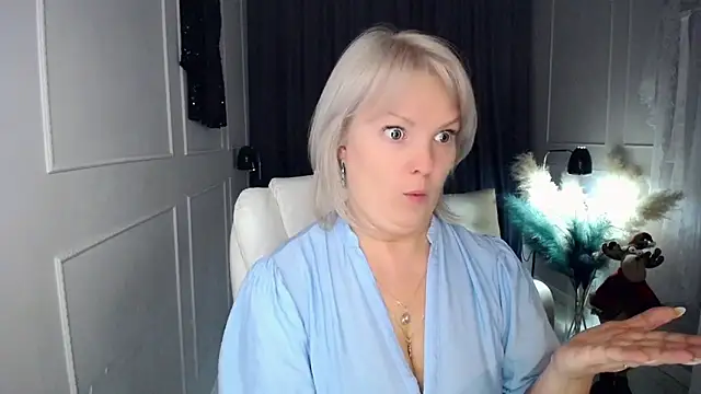 Juarnea live sex cam