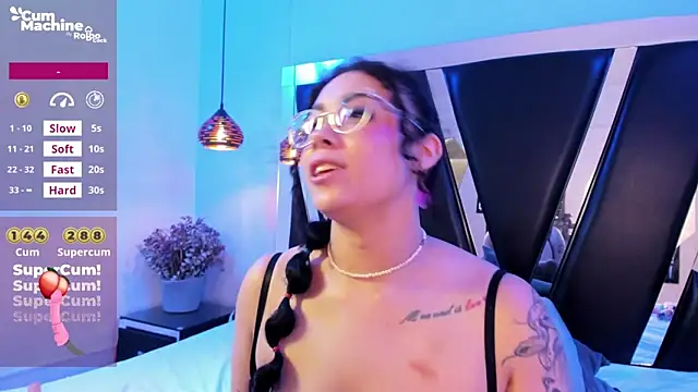 antonelllepiercee's cam snapshot