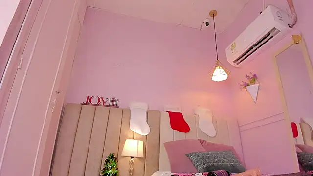 _lucia_18 live sex cam