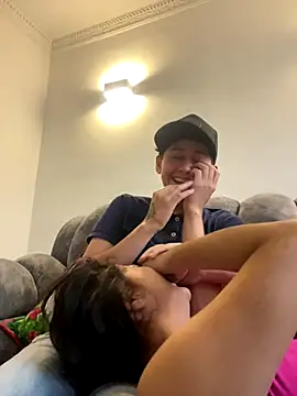 MiIaValentina_ live sex cam