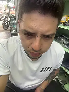 Marlokeo69 live sex cam