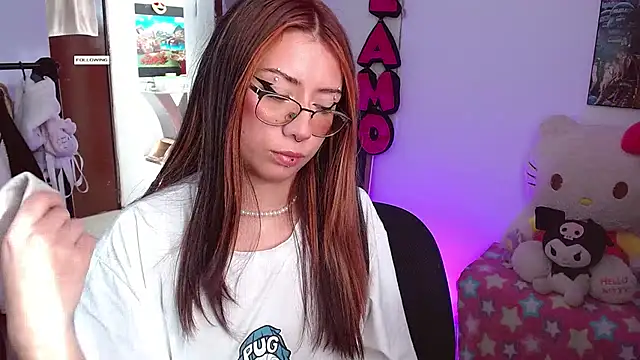 squirt_charlott's cam snapshot