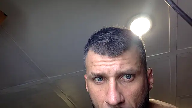 sexyhotstud12 live sex cam