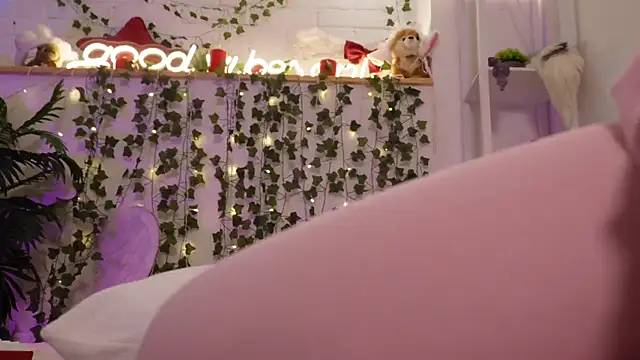 MonicaAsis live sex cam