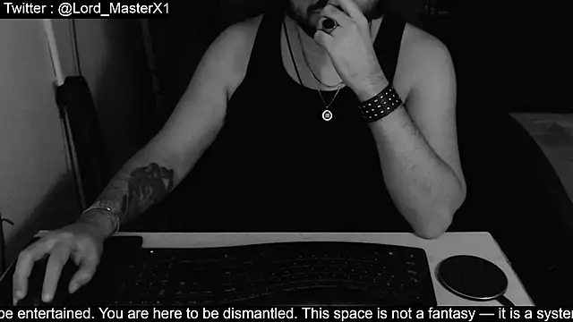 Lord_MasterX live sex cam
