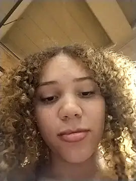 SirenRouge_69's cam snapshot