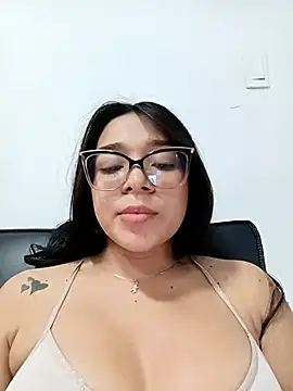 -VICKKY's cam snapshot