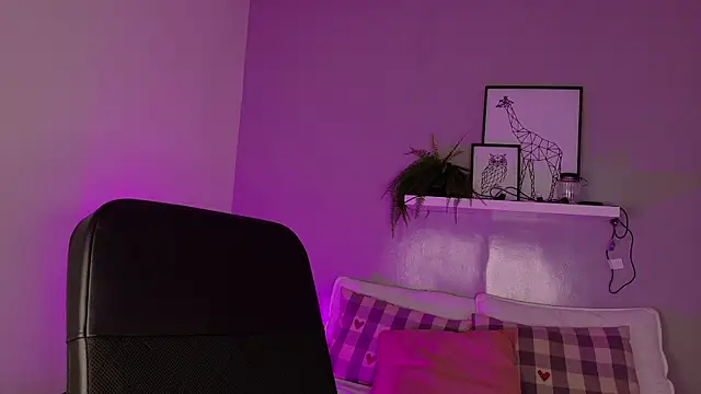 ParisFox_'s cam snapshot