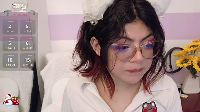 Catwhite_'s cam snapshot