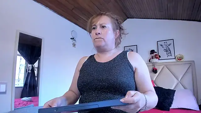 MonyCassius's cam snapshot