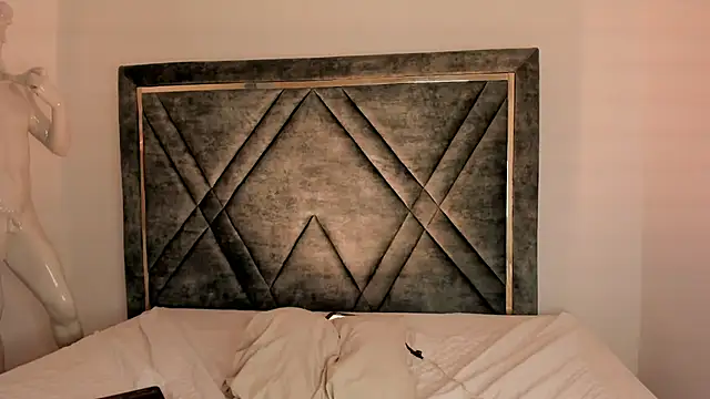 Ari_sunshine_ live sex cam