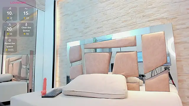 sheinny_brown live sex cam