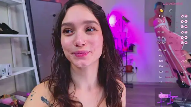 MyLoulaby live sex cam