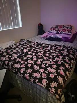 PeterGrandee live sex cam