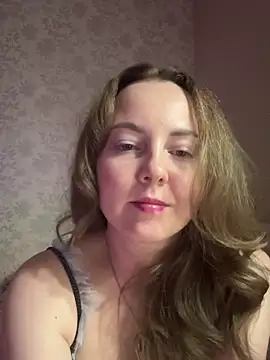 Elineaa's cam snapshot